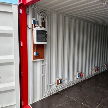 Barcontainer mit Tresen und E-Paket /Imbiss /Messecontainer