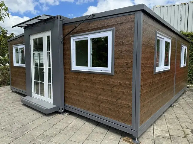 Tiny House mit zwei Schlafzimmern und Küche
