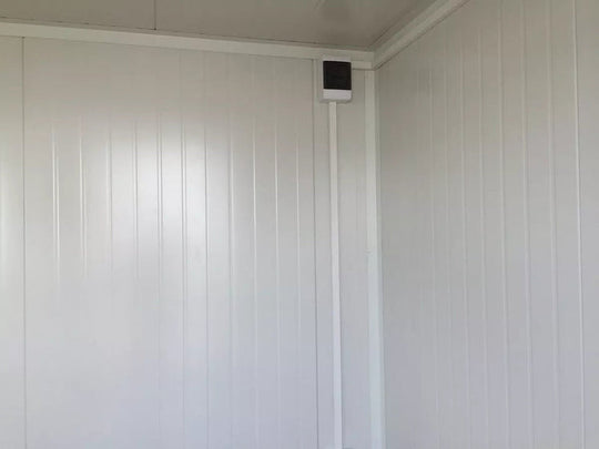Bürocontainer. 3,50 × 2,20m