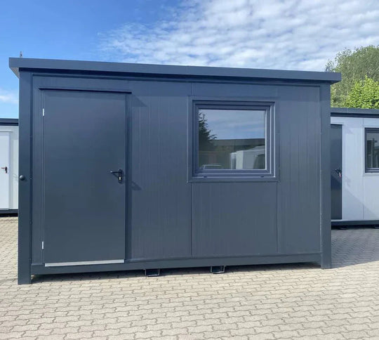 Sofort einsatzbereiter Bürocontainer mit den Maßen 4,00 m x 2,20 m