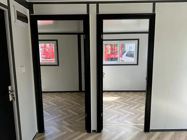 Tiny House mit zwei Schlafzimmern und Küche