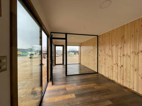 Modulares Containerbüro 8 × 3 Meter – 24 m²