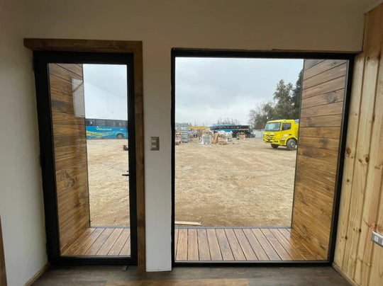 Modulares Containerbüro 8 × 3 Meter – 24 m²