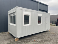 Bürocontainer. 6,75 × 2,42 m