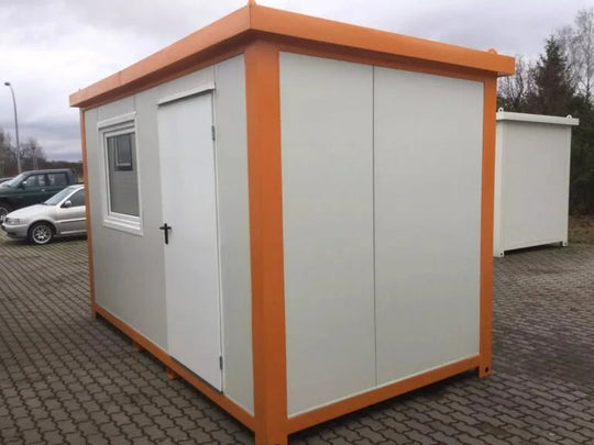 Neues 4x2,4 m Containerbüro – Sicherheitsposten / Zugangskontrolle 9,6 m²